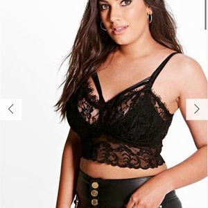 US 12 strapped bralette